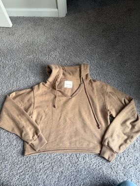 American Eagle Outfitters Cropped Beige Pullover Hoodie